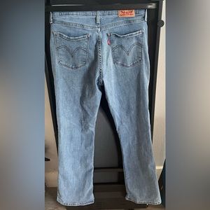 Levi Classic Bootcut Jeans